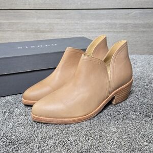 Nisolo Mia Everyday Ankle Bootie NEW size 7